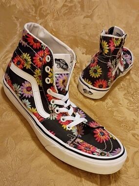 VANS Black Floral Sk8-Hi Sneakers with White Stripe Men's 10.0 Women's 11.5